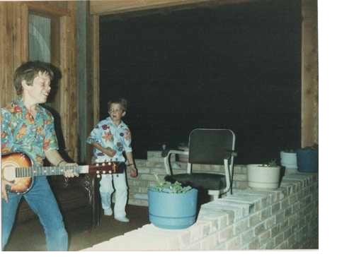 Young Nate on grandma's patio